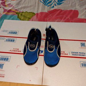 ❤️3/$10  Frisxy Boy's Size 1/2 Blue Color Swim Water Shoes